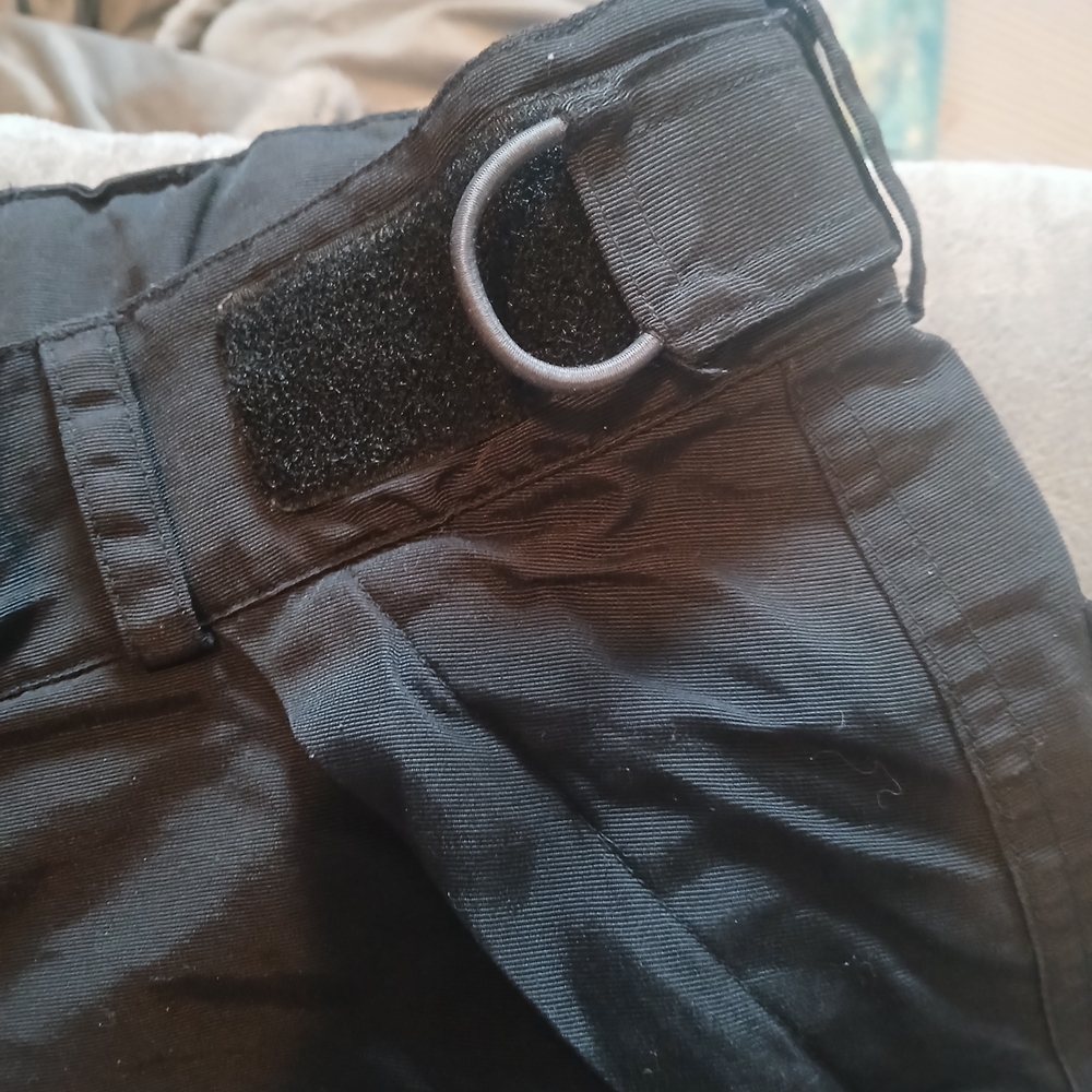 Powder Room Women's Snowboarding Pants - Picture 7 of 9